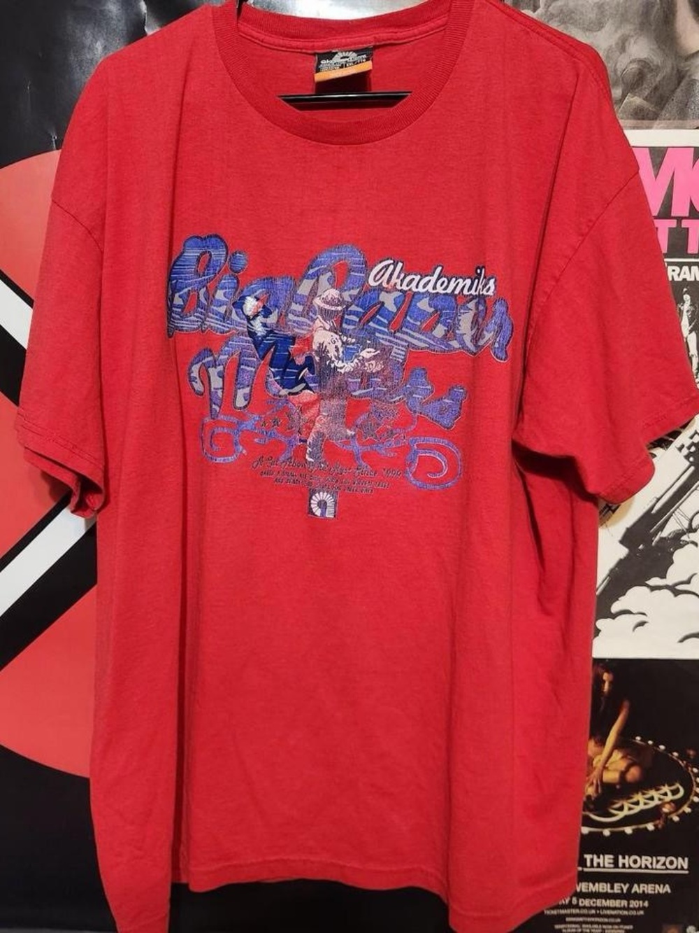 Y2k style akademiks shirt